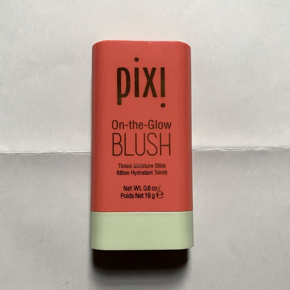 PIXI ON THE GLOW BLUSH